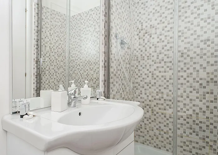 Om2rome Couette-café 2*