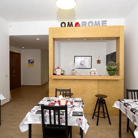 לינה וארוחת בוקר Om2rome