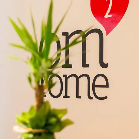 Om2rome רומא